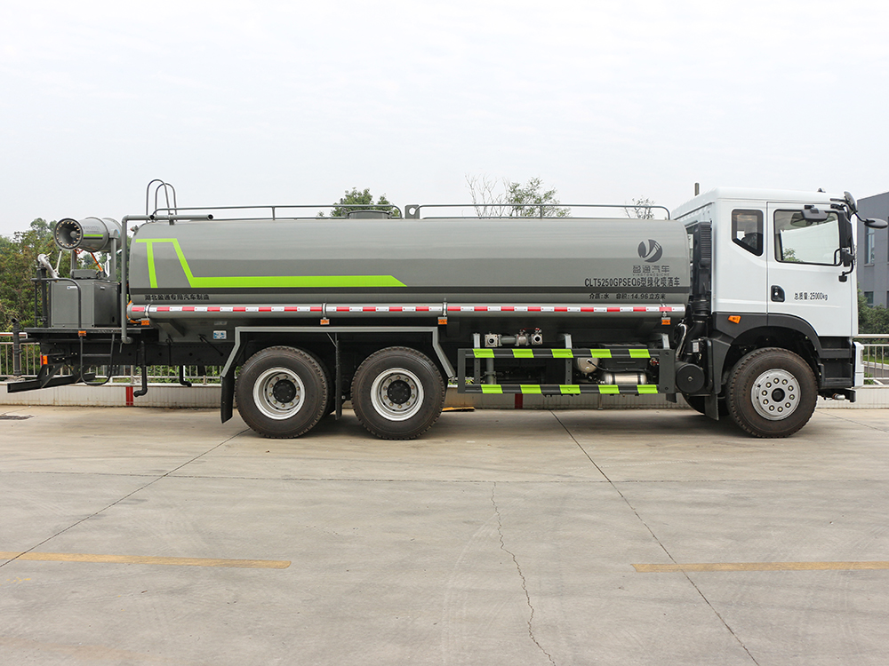 东风T5 22吨绿化喷洒车