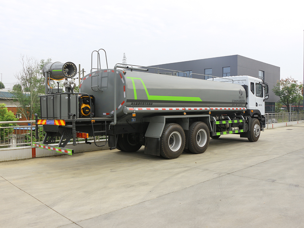 东风T5 22吨绿化喷洒车