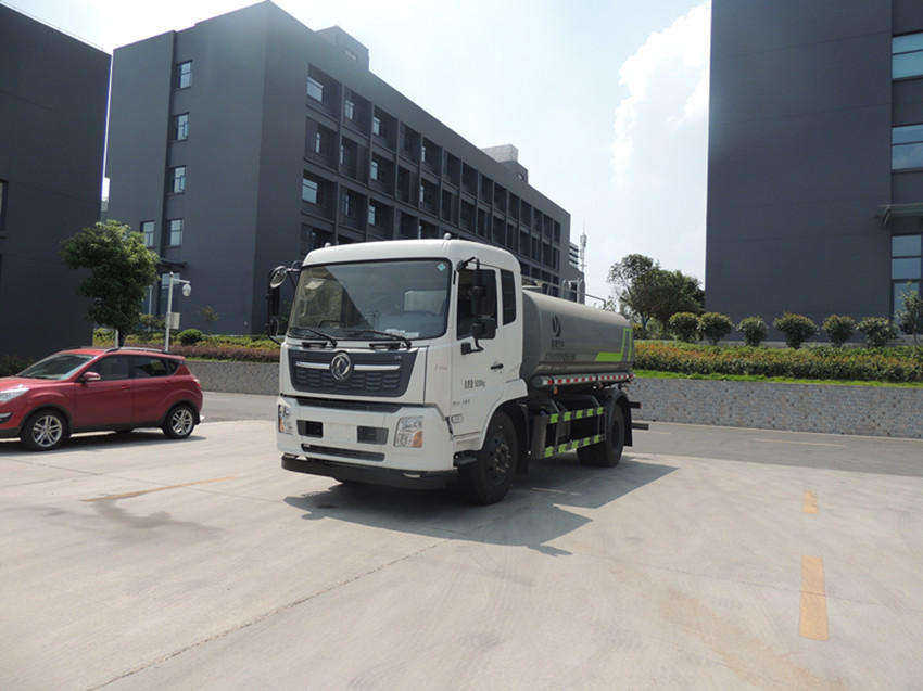 东风天锦15方洒水车-16方洒水车