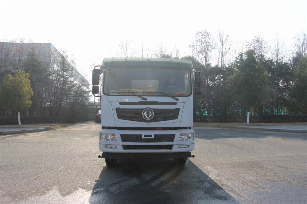 25吨洒水车-25方洒水车