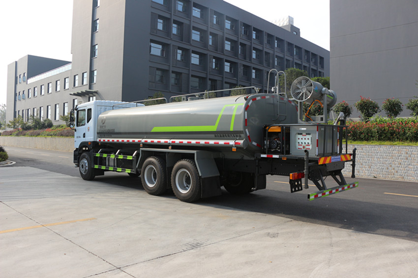 东风华神T5- 22 方抑尘车-大型雾炮车
