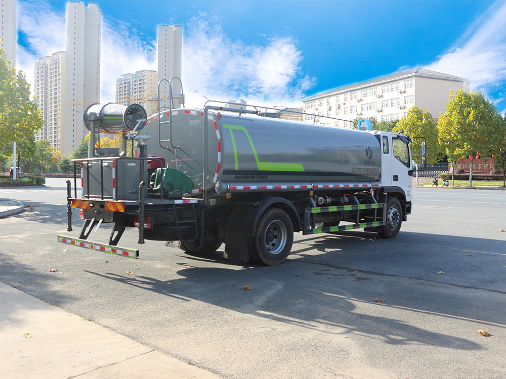 福田 ES7 -16方抑尘车-雾炮车