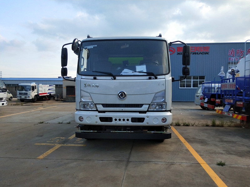 东风天锦KS洗扫车-12立方天锦洗扫车